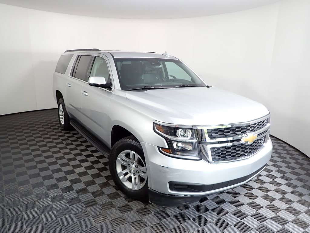 Used 2019 Chevrolet Suburban LT AWD/4WD image 9