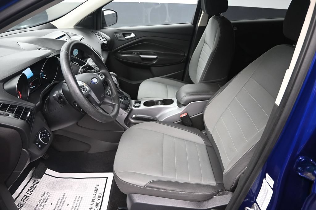 Used 2016 Ford Escape SE w/ Equipment Group 201A FWD image 13