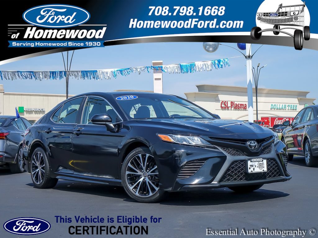 Used 2020 Toyota Camry SE FWD image 1
