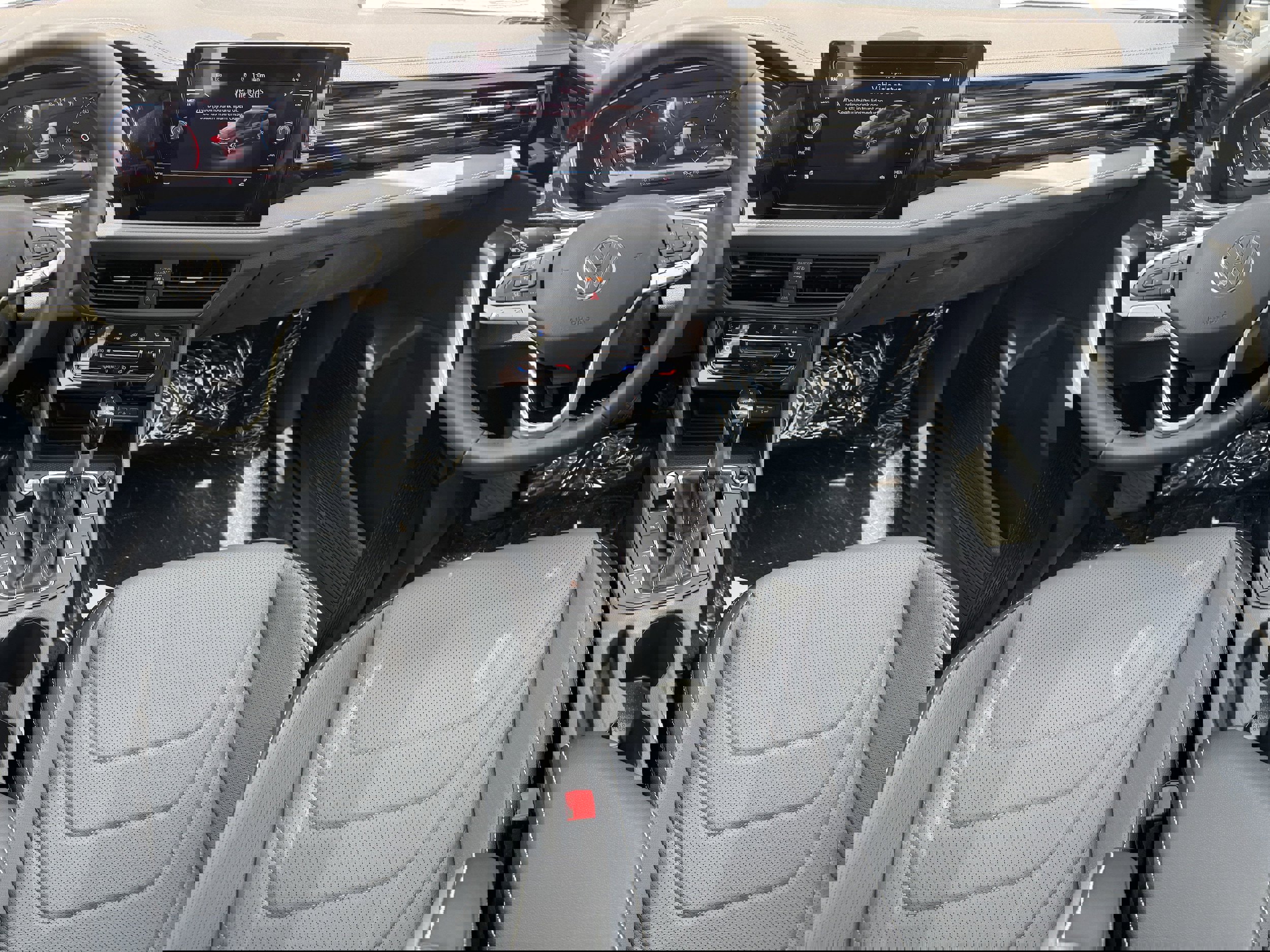 New 2025 Volkswagen Jetta SEL image 15