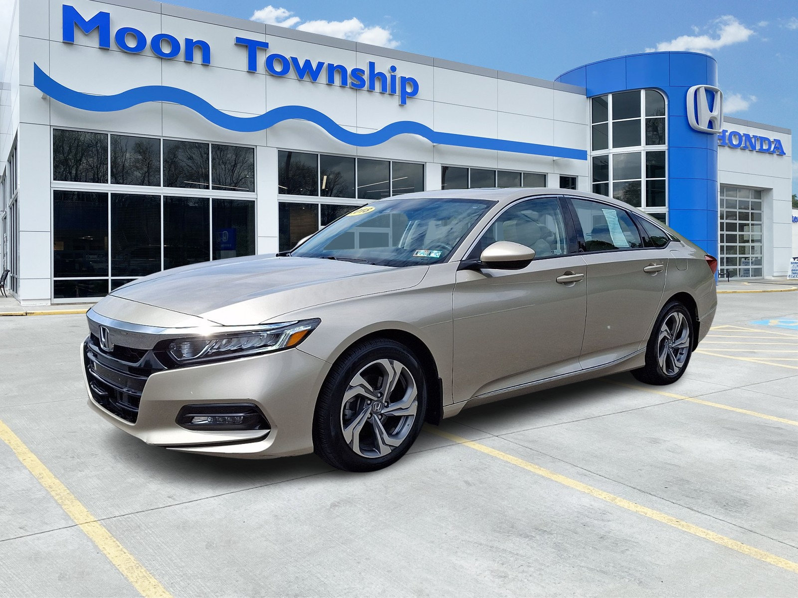 Used 2018 Honda Accord EX image 3