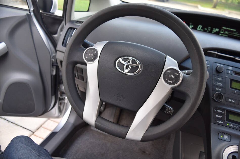 Used 2010 Toyota Prius Two FWD image 60