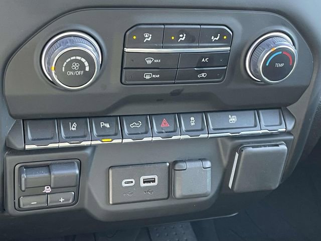 Used 2025 Chevrolet Silverado 2500 Custom w/ Custom Value Package image 19