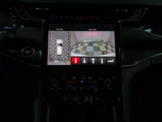 Used 2022 Jeep Grand Cherokee Trailhawk w/ Advanced Protech Group II image 25