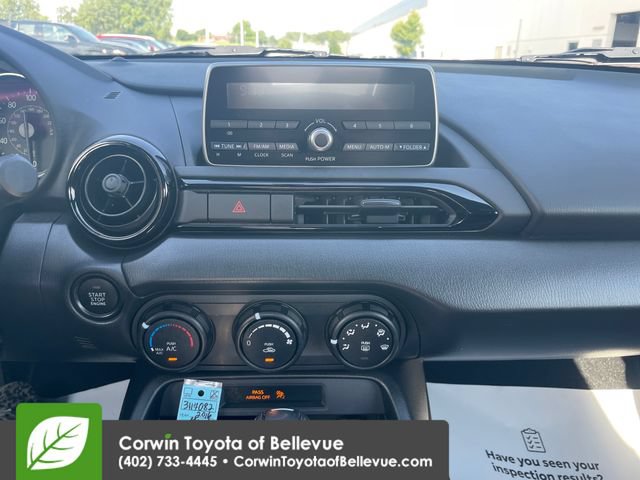 Used 2016 MAZDA MX-5 Miata Sport RWD image 12