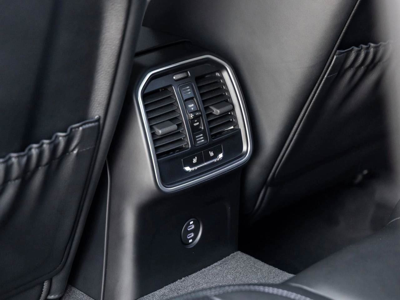 New 2026 Porsche Macan image 88