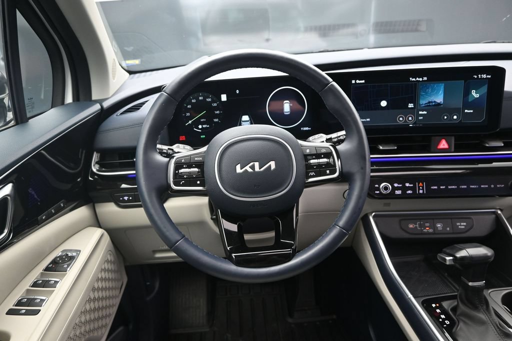Used 2025 Kia Carnival SX Prestige FWD image 30
