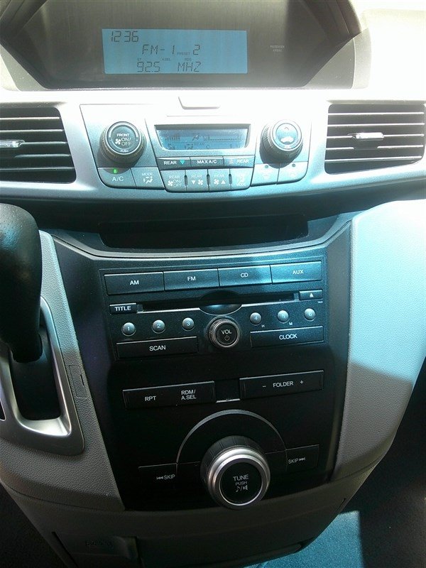 Used 2012 Honda Odyssey LX image 12