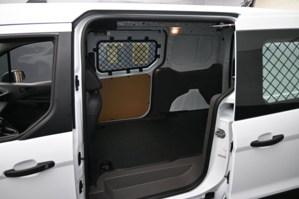 Used 2022 Ford Transit Connect XL FWD image 25