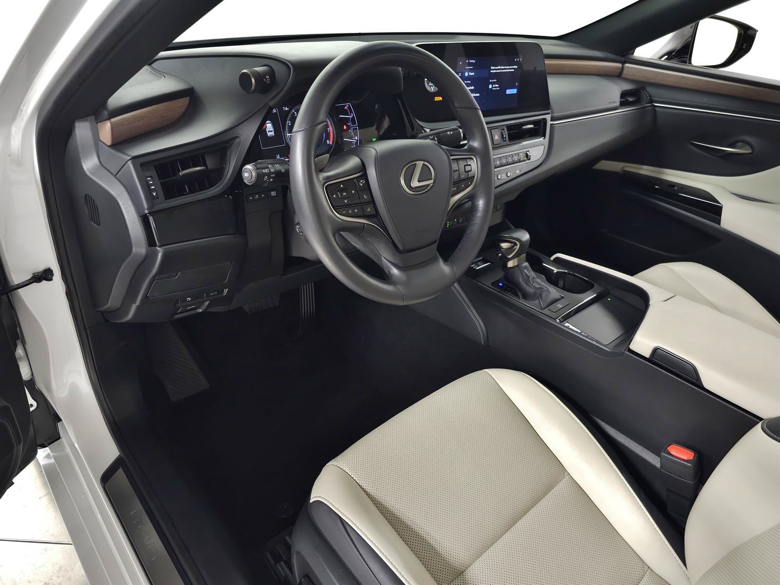 Certified 2024 Lexus ES 350 w/ Premium Package FWD image 15