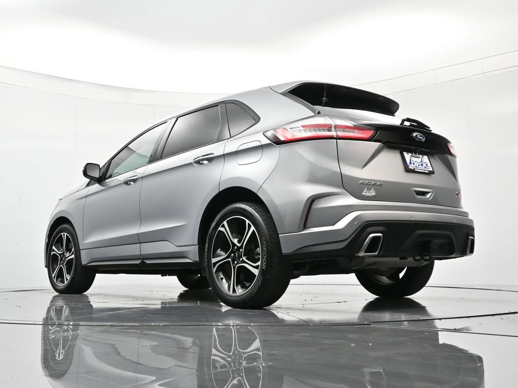 Used 2020 Ford Edge ST image 44