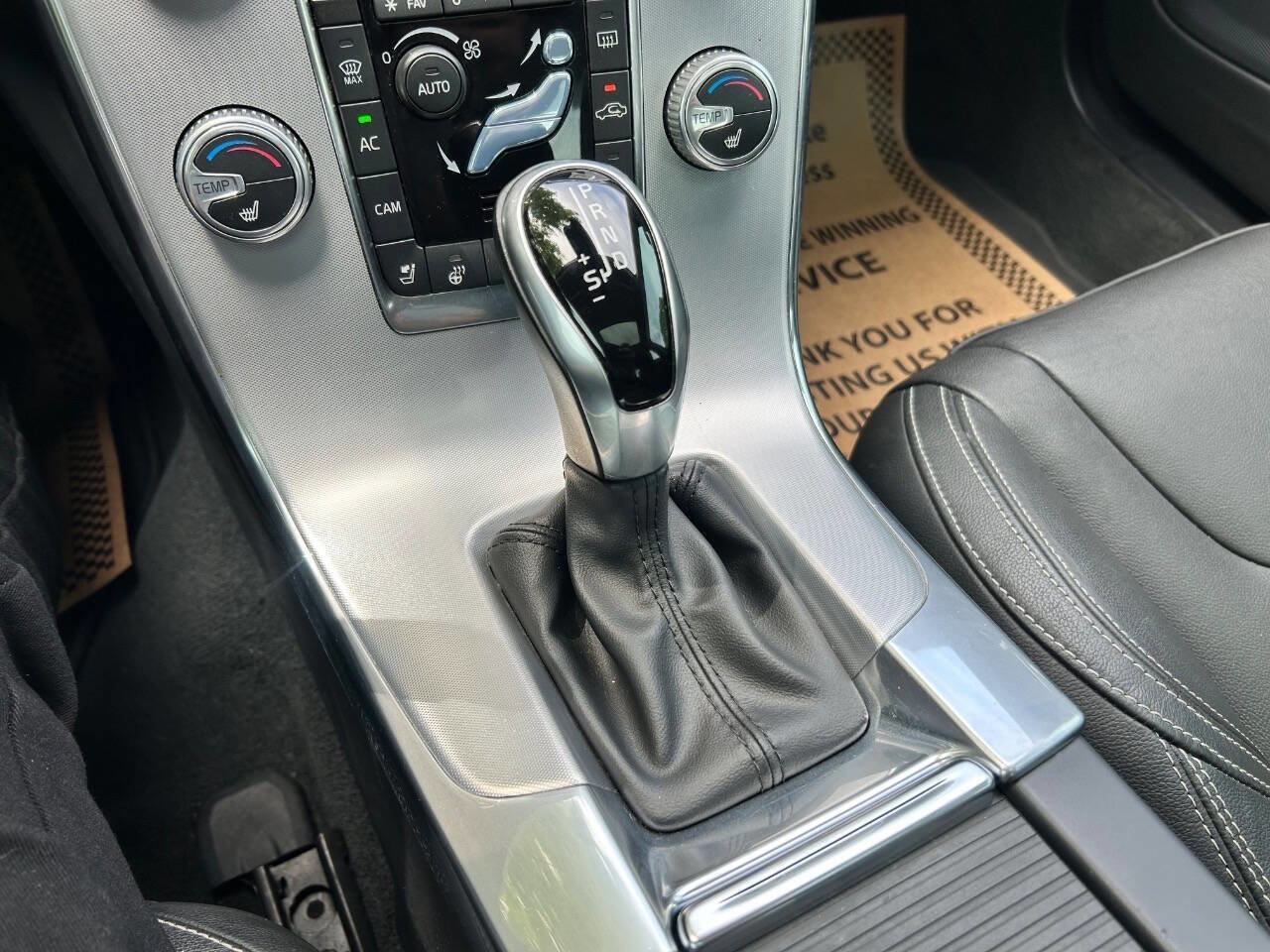 Used 2018 Volvo S60 T5 Dynamic w/ Vision Package image 19