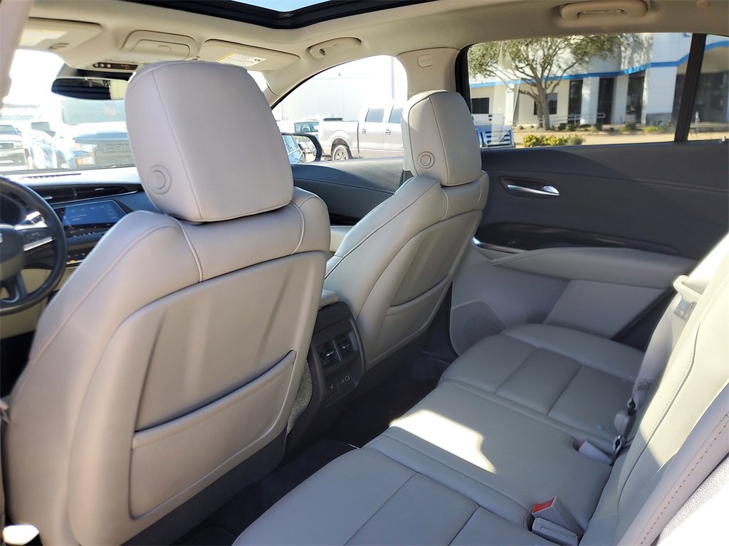 Used 2023 Cadillac XT4 Premium Luxury w/ Technology Package image 12