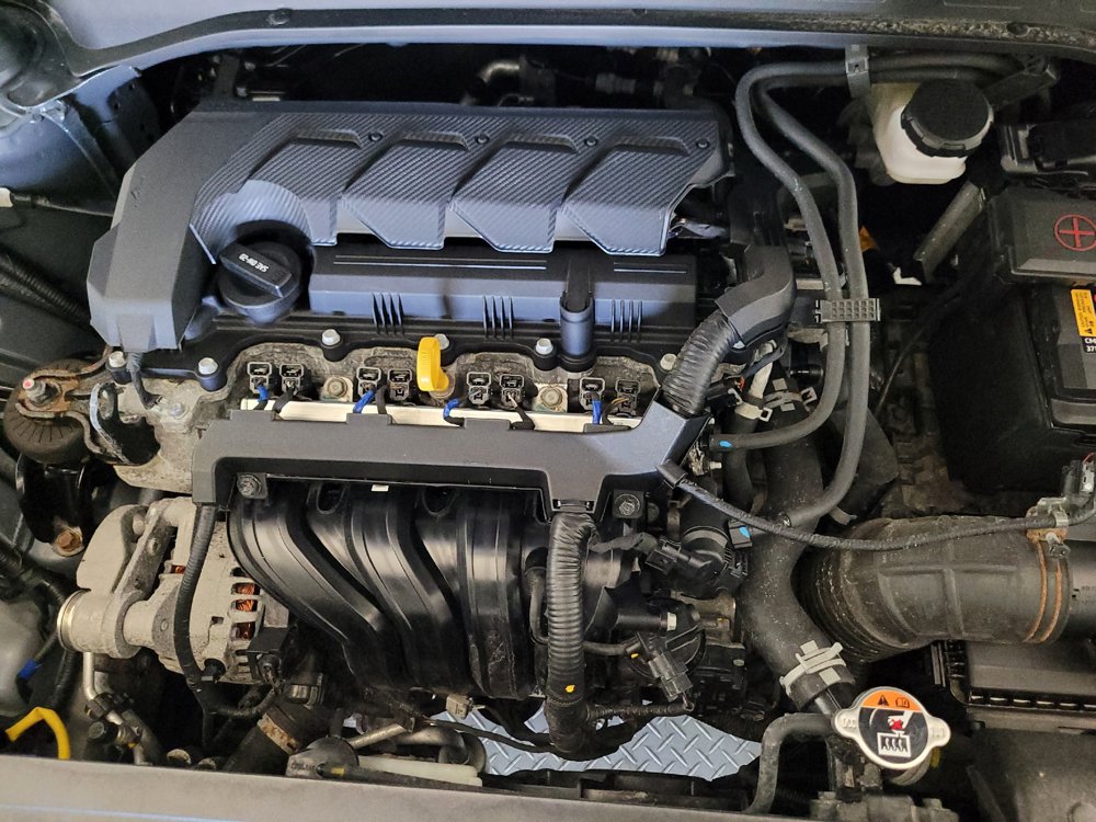 Used 2024 Hyundai Venue SEL FWD image 30