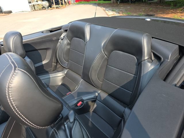 Used 2021 Ford Mustang GT Premium w/ Equipment Group 401A RWD image 14