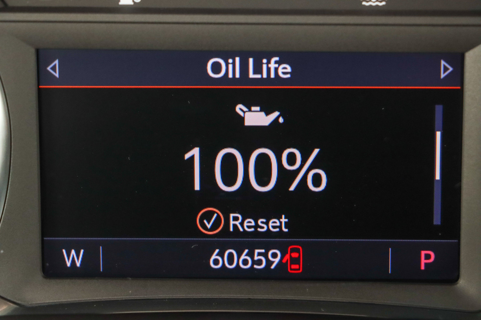 Used 2023 GMC Acadia SLT FWD image 16