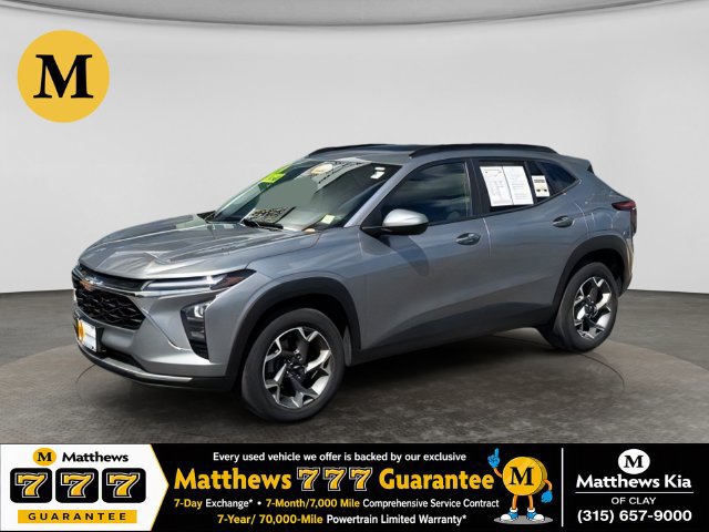 Used 2024 Chevrolet Trax LT w/ Sunroof Package