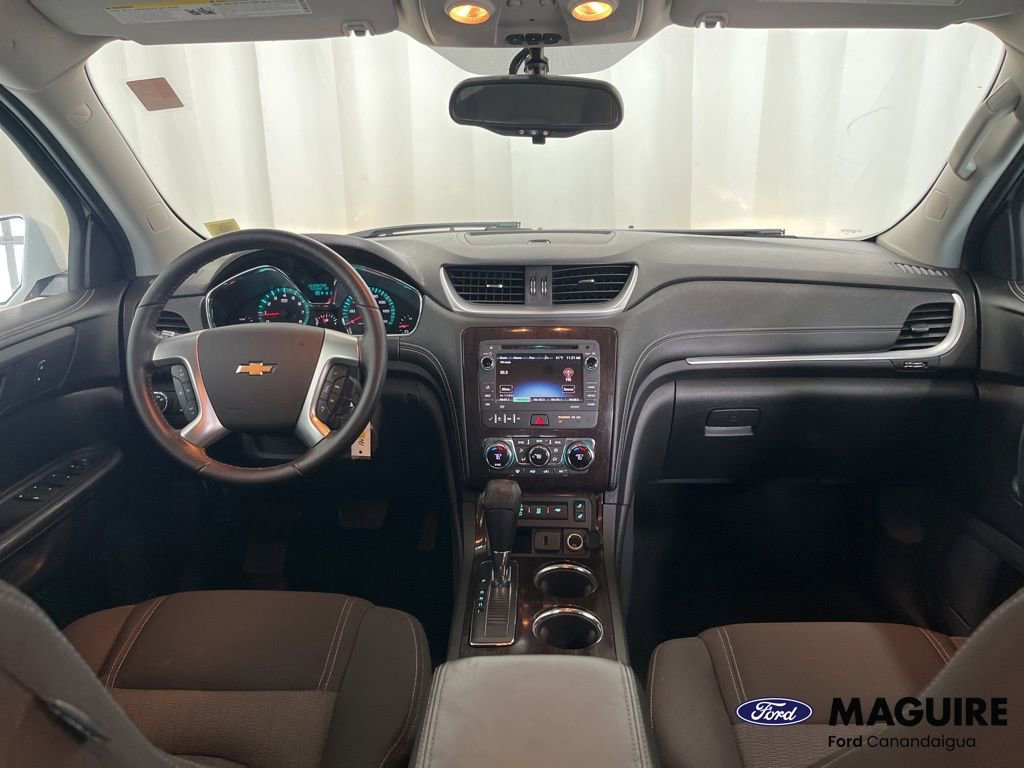Used 2016 Chevrolet Traverse LT w/ Traveler's Package FWD image 9