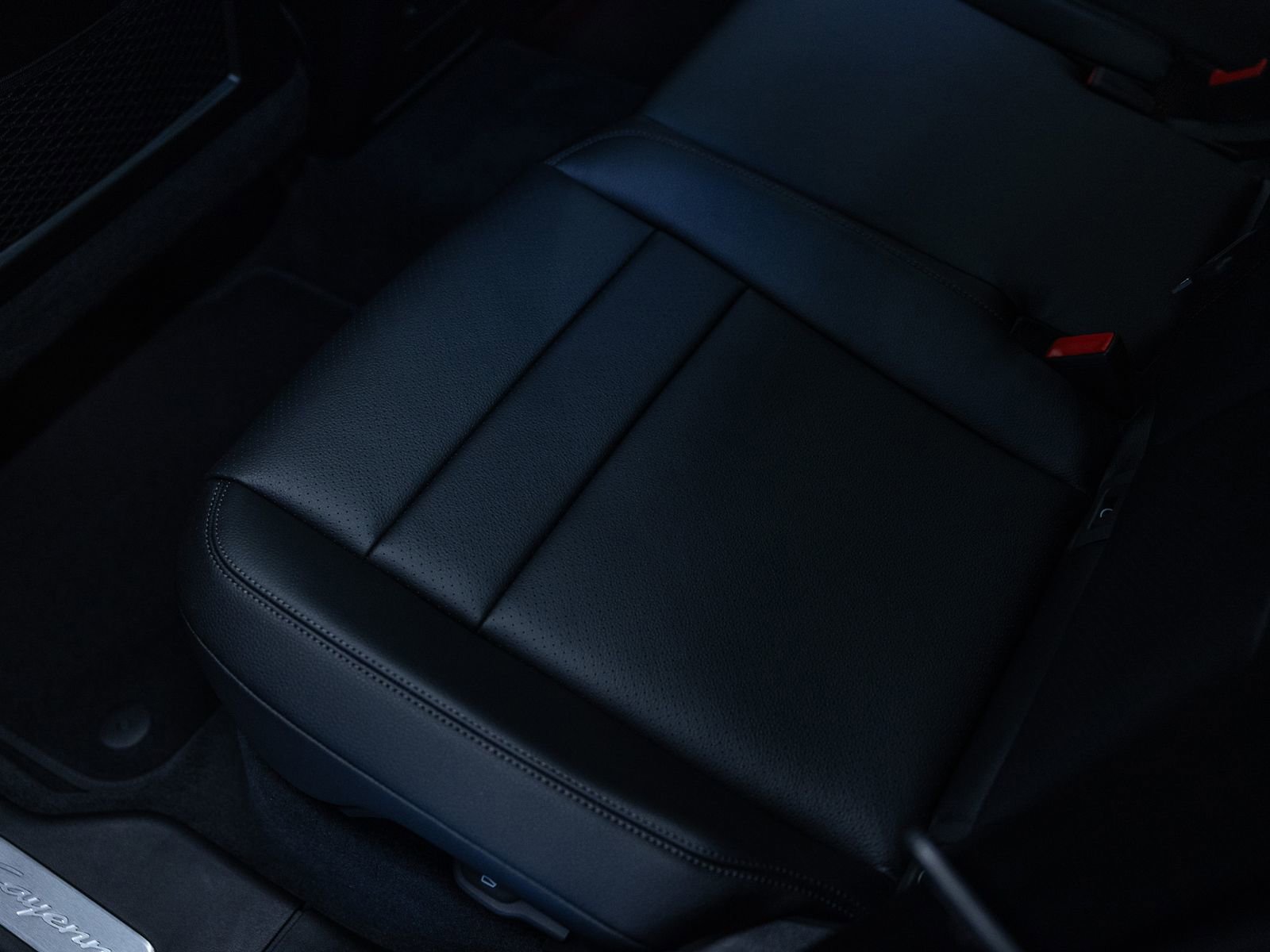 New 2026 Porsche Cayenne image 31