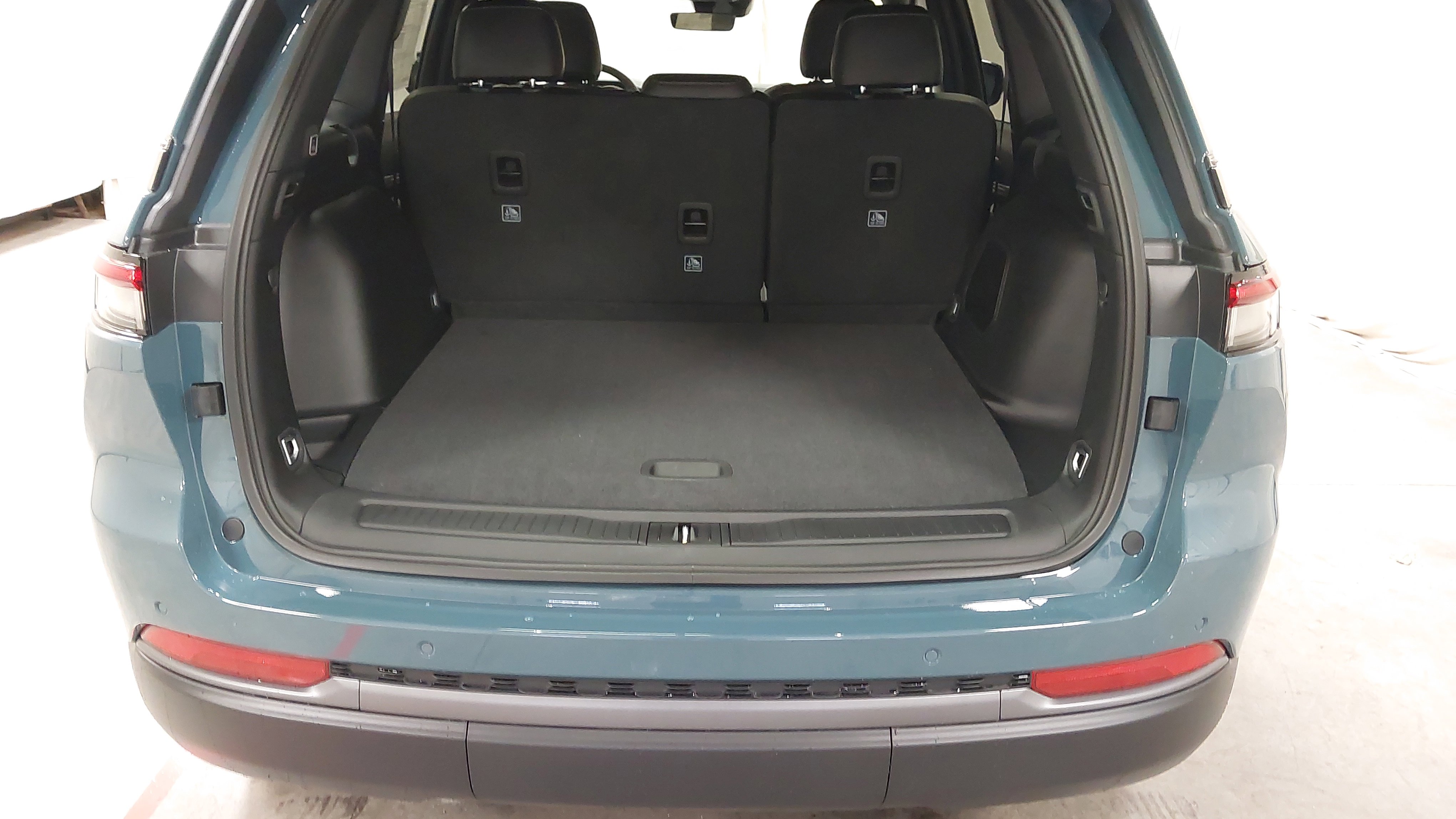 New 2026 Jeep Grand Cherokee Limited image 27