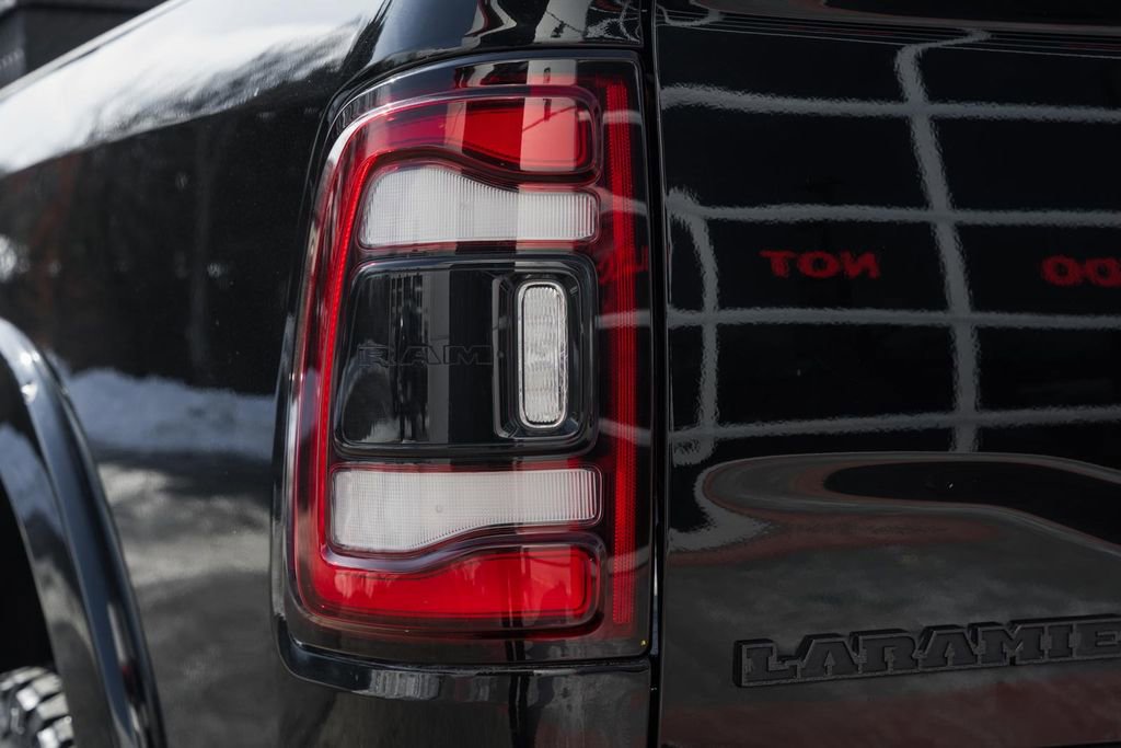 Used 2021 RAM 3500 Laramie w/ Night Edition image 10