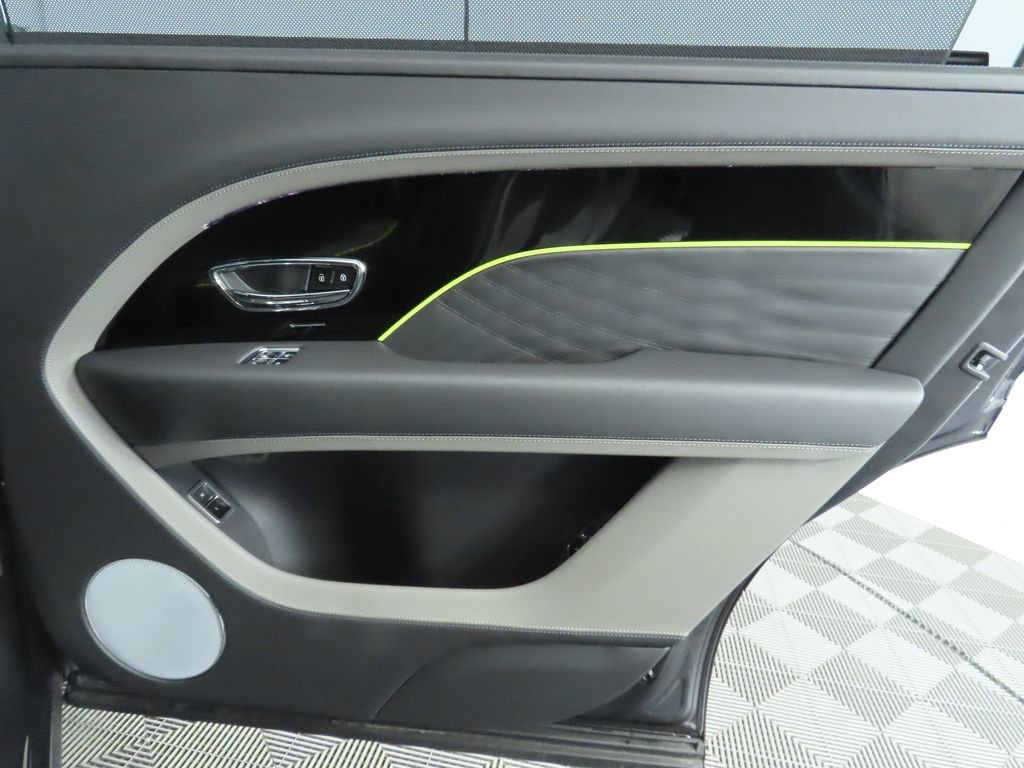 Certified 2023 Bentley Bentayga Extended Wheelbase image 28