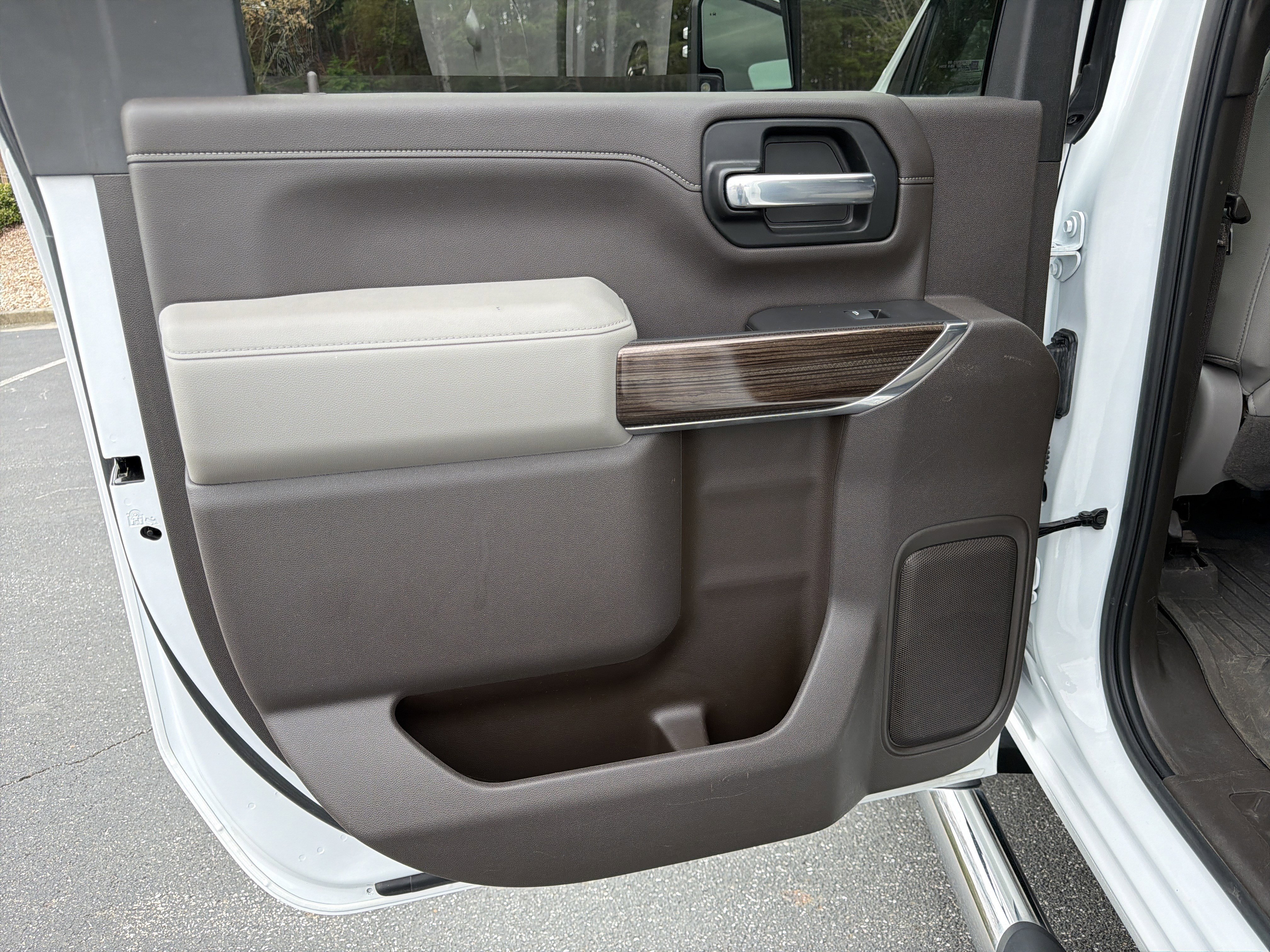 Used 2020 Chevrolet Silverado 2500 LT w/ All Star Edition image 21