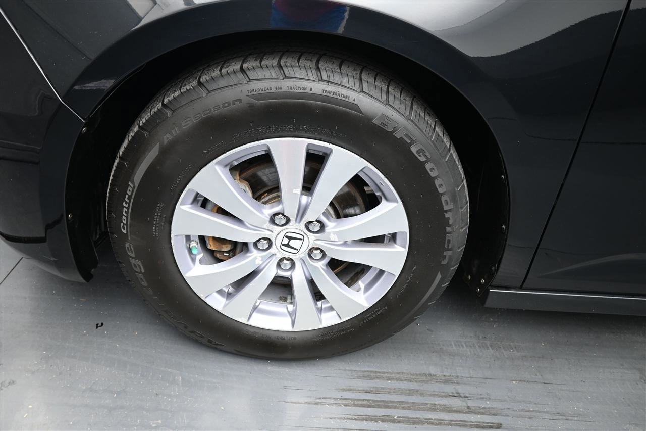 Used 2015 Honda Odyssey EX image 18
