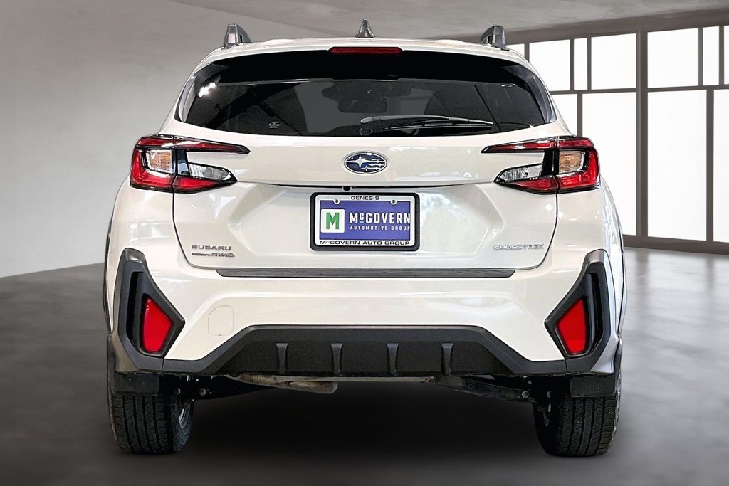 Used 2024 Subaru Crosstrek 2.0i Premium AWD/4WD image 6