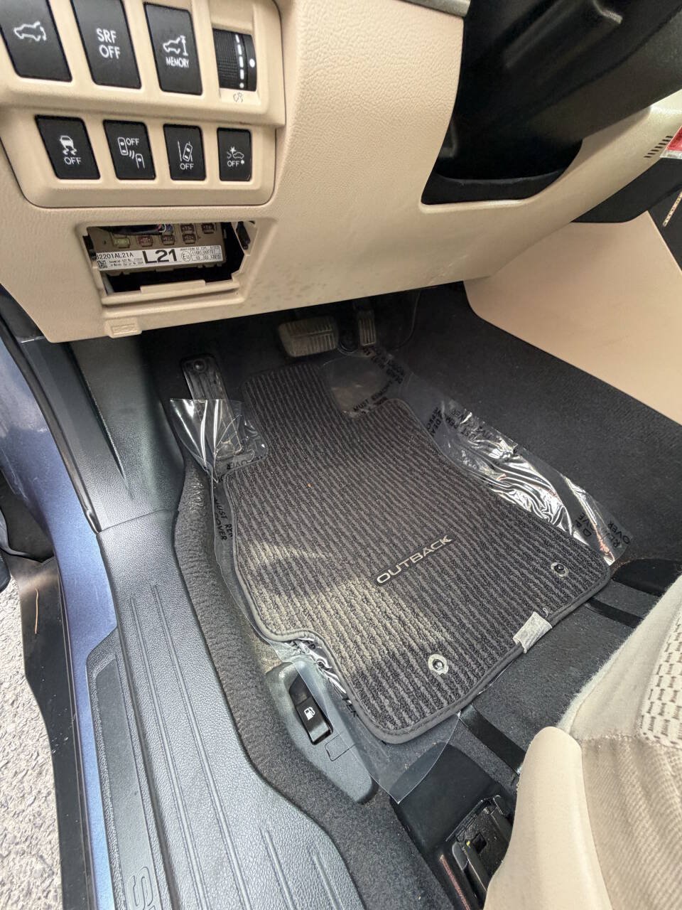 Used 2017 Subaru Outback 2.5i Premium AWD/4WD image 39