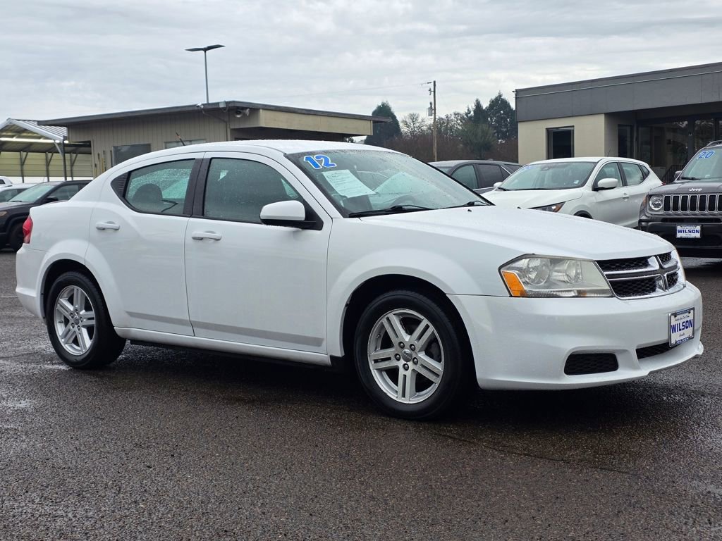 Used 2012 Dodge Avenger SXT image 24