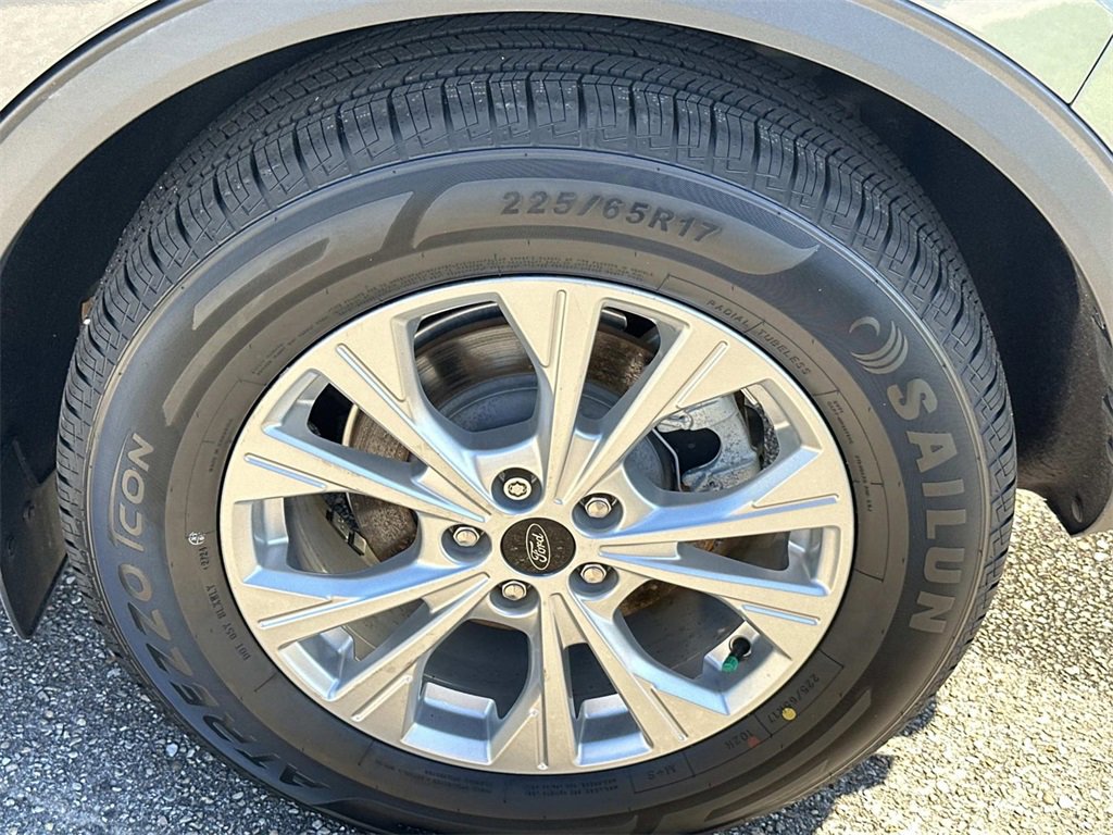 Used 2023 Ford Escape Active w/ Tech Pack #2 image 6