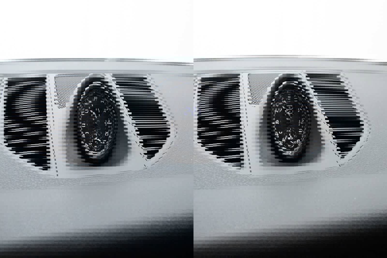 Certified 2026 Porsche Macan image 32