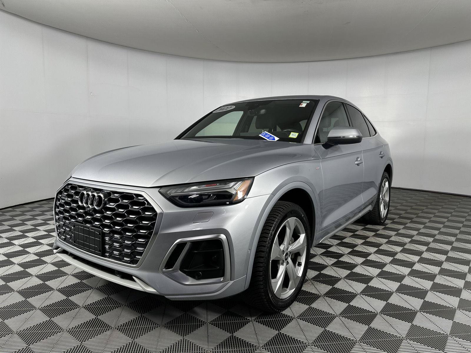 Used 2022 Audi Q5 2.0T Prestige w/ Prestige Package AWD/4WD image 4