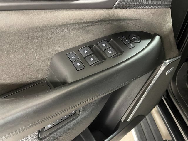 Used 2017 Cadillac Escalade ESV Platinum AWD/4WD image 20
