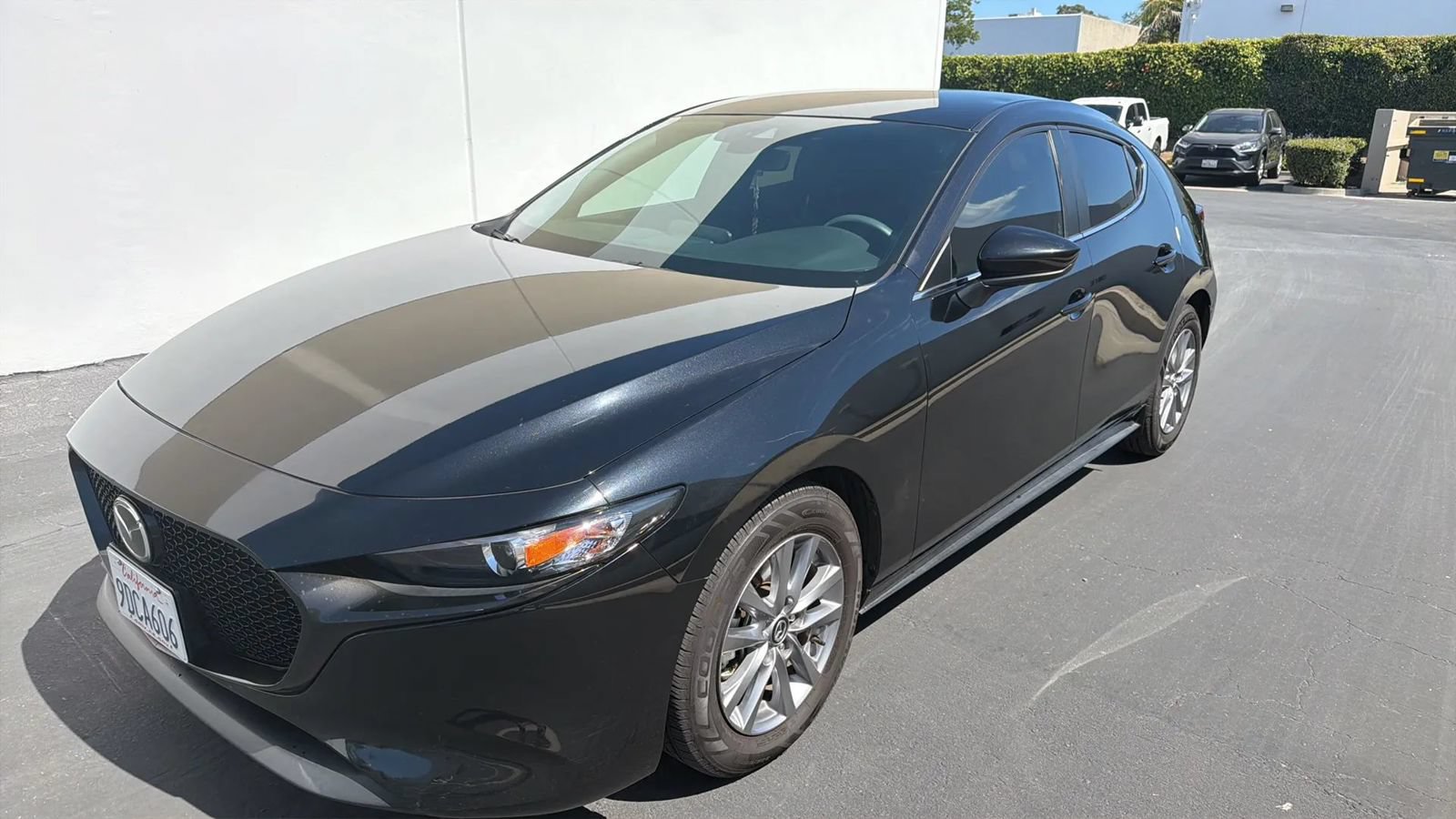 Used 2023 MAZDA MAZDA3 s FWD image 4