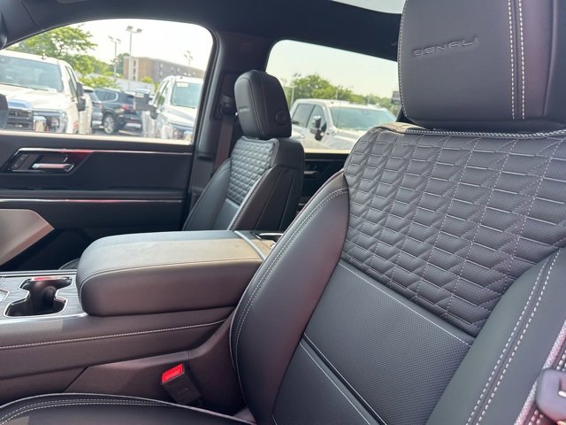 New 2025 GMC Sierra EV Denali image 12