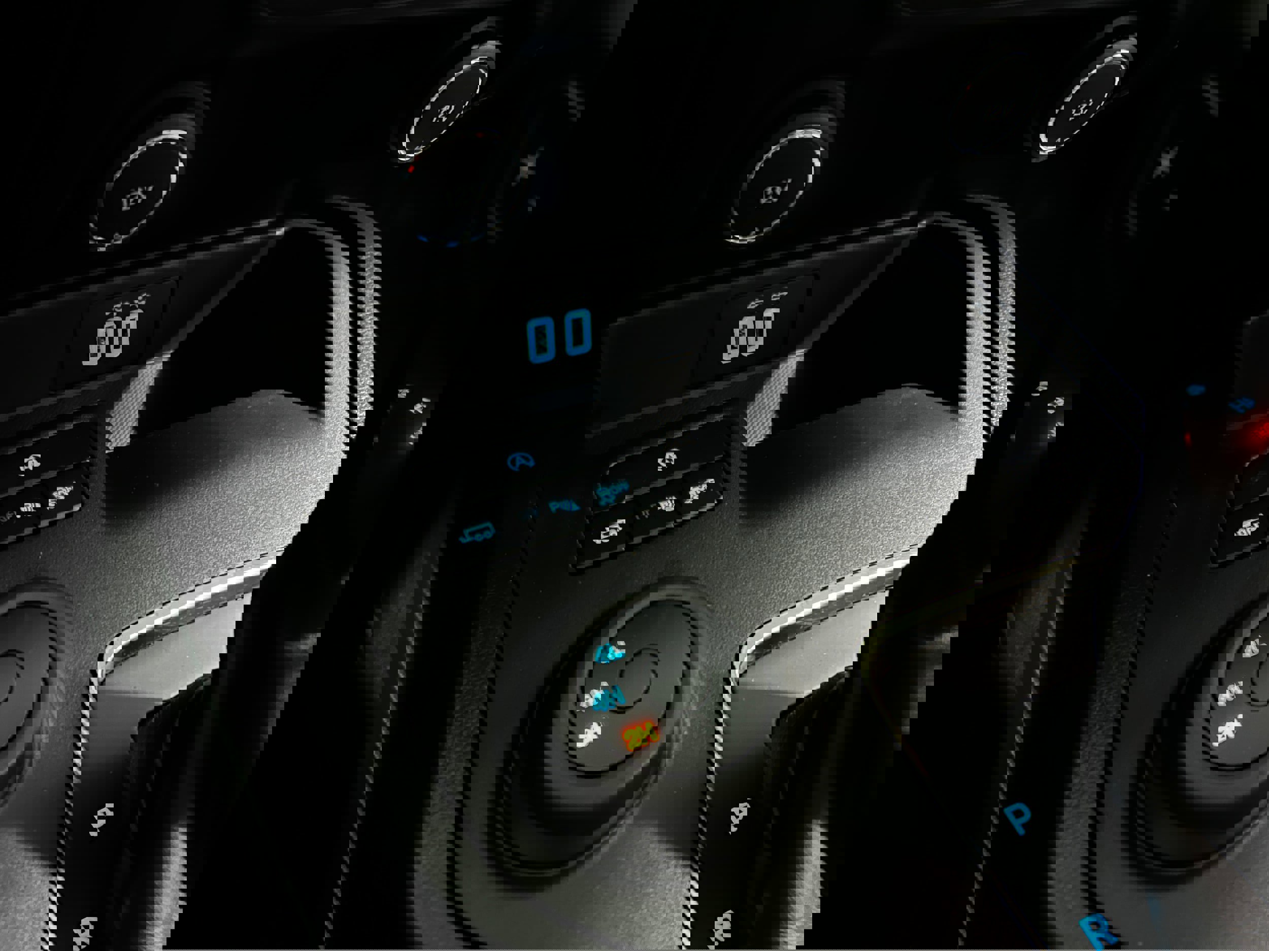 Used 2019 Ford Ranger XLT w/ Equipment Group 301A Mid image 11