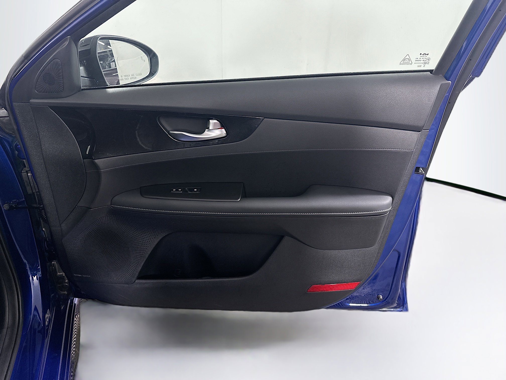 Used 2024 Kia Forte GT-Line w/ GT-Line Premium Package image 32