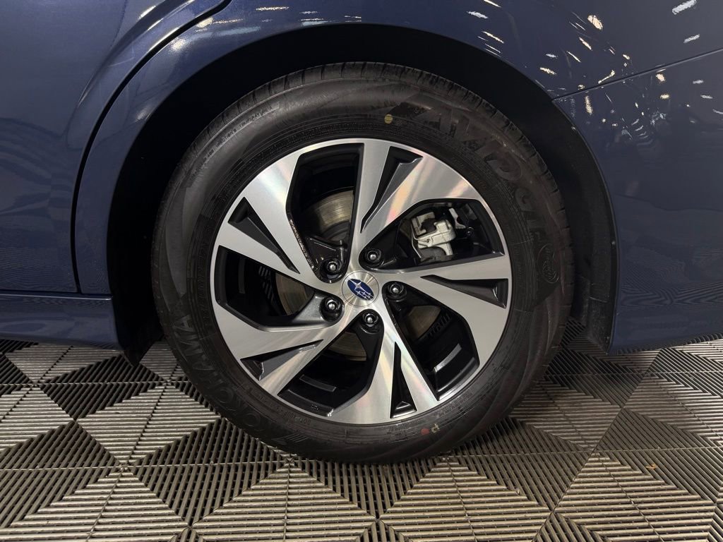 Used 2025 Subaru Legacy Premium image 12