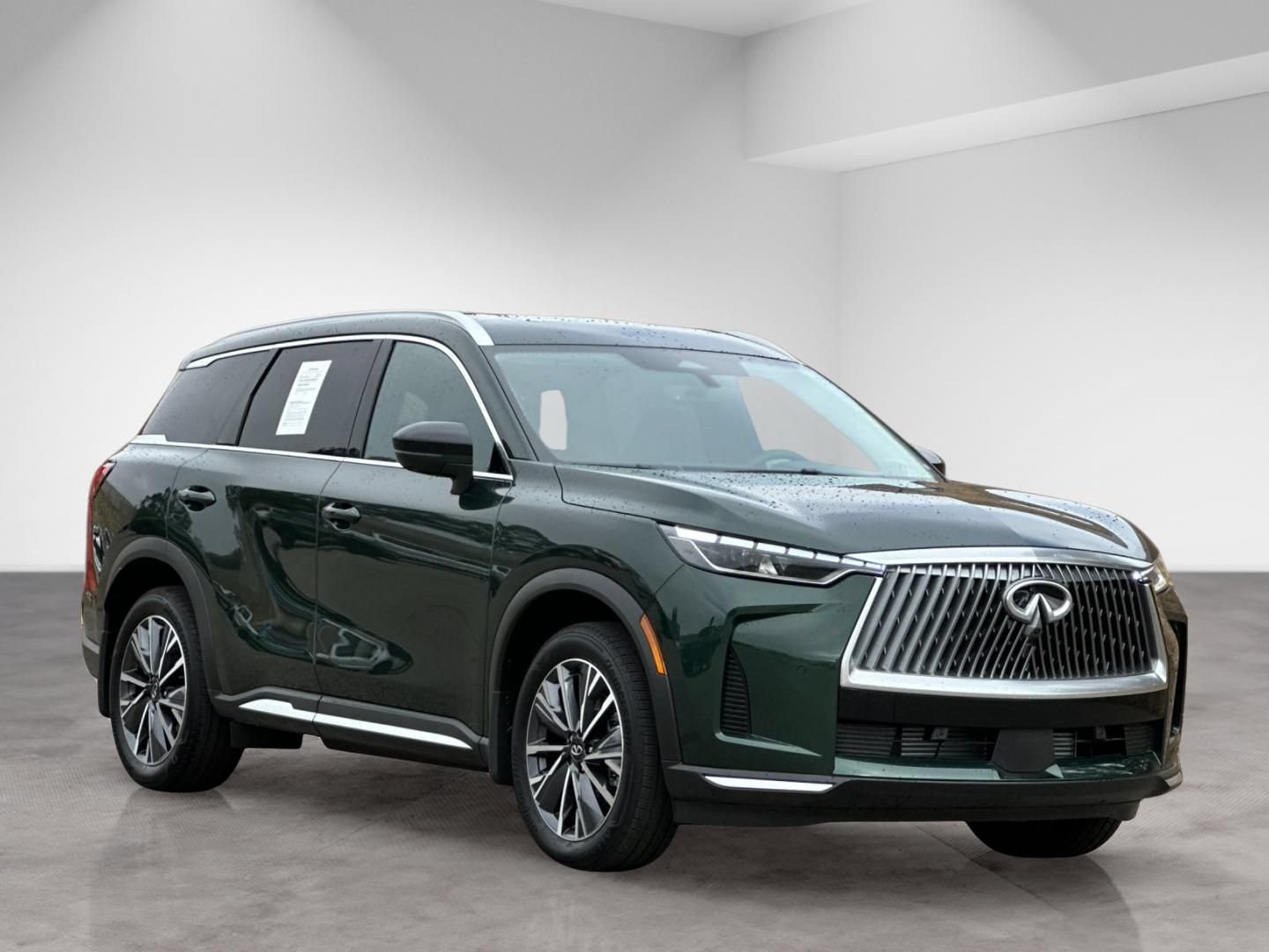 Used 2026 INFINITI QX60 Luxe w/ Cargo Package FWD image 9