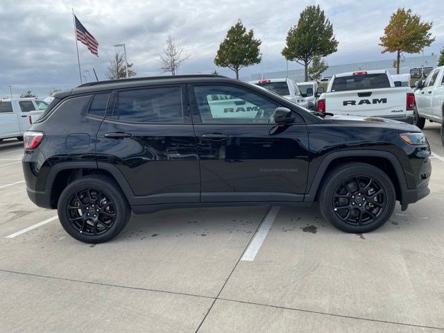 New 2026 Jeep Compass Latitude w/ Quick Order Package 29K image 7