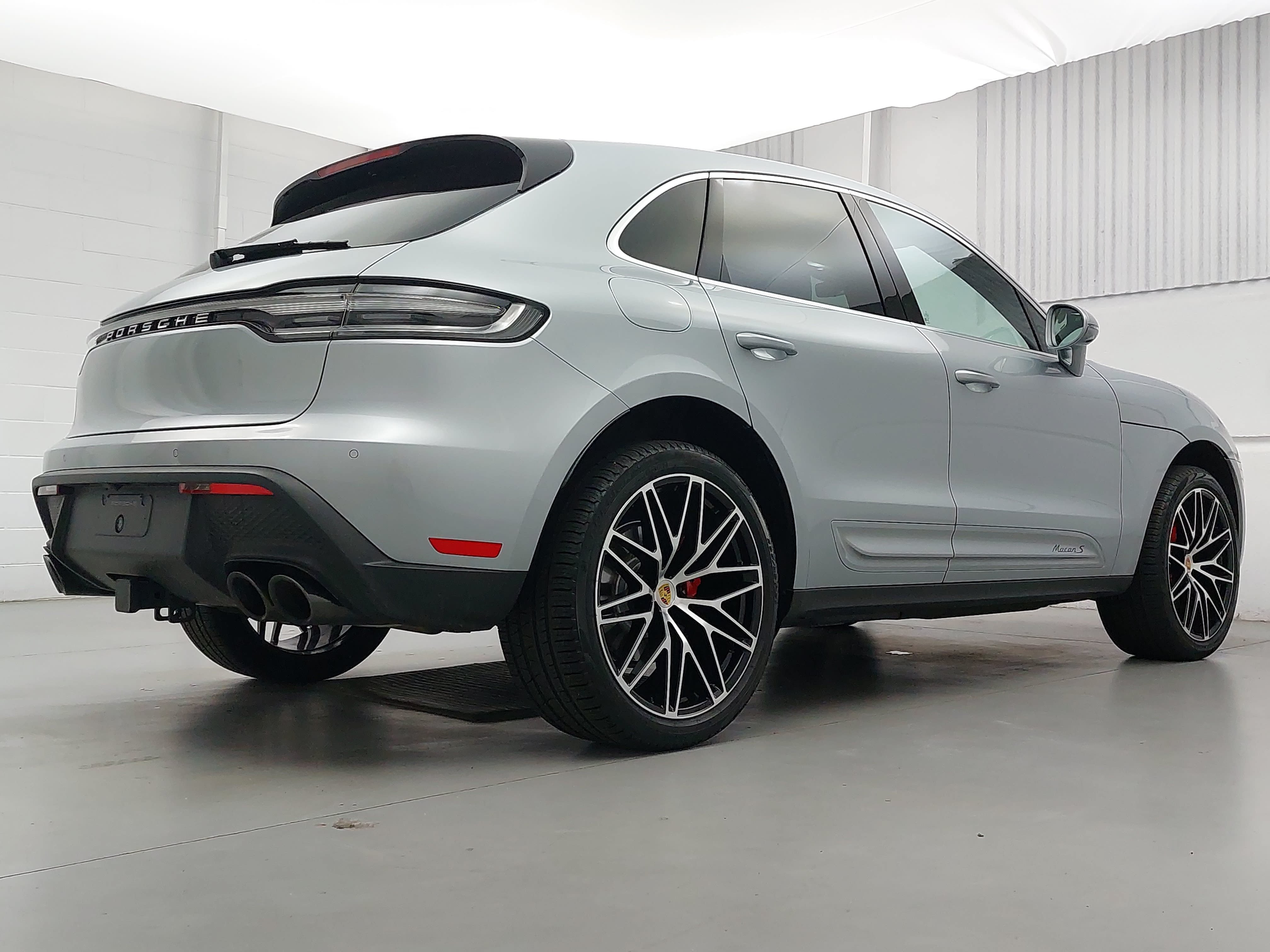 Certified 2026 Porsche Macan S AWD/4WD image 7