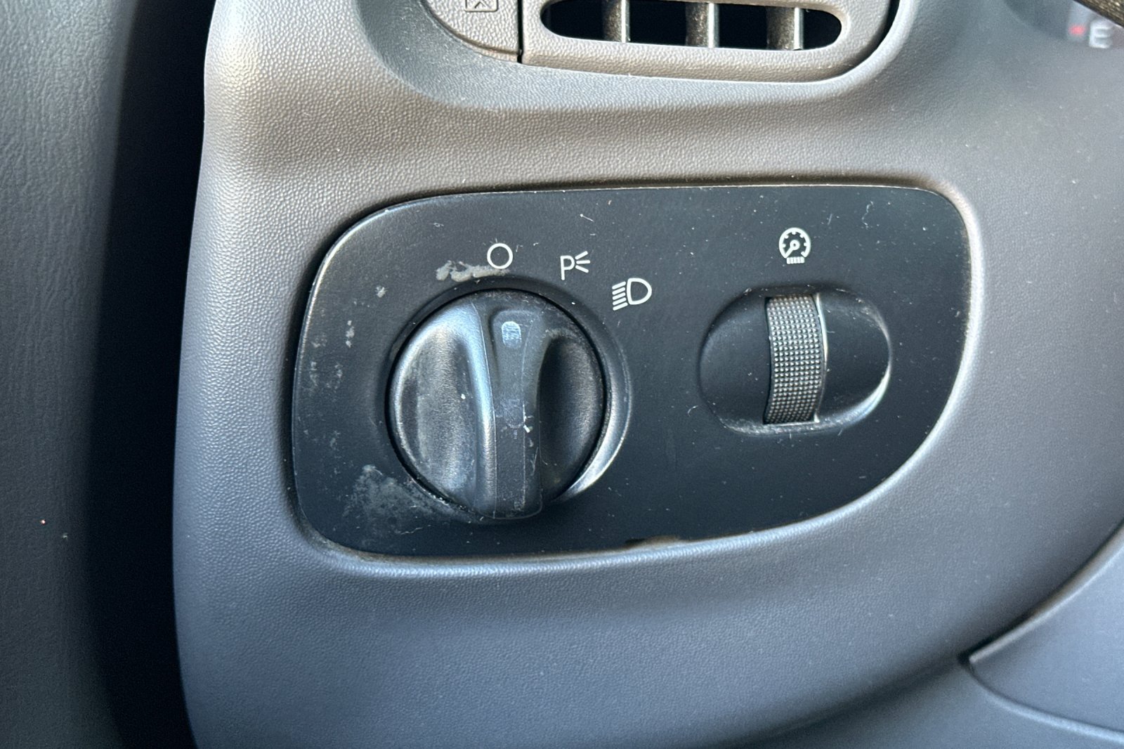 Used 2002 Ford F150 XLT RWD image 26