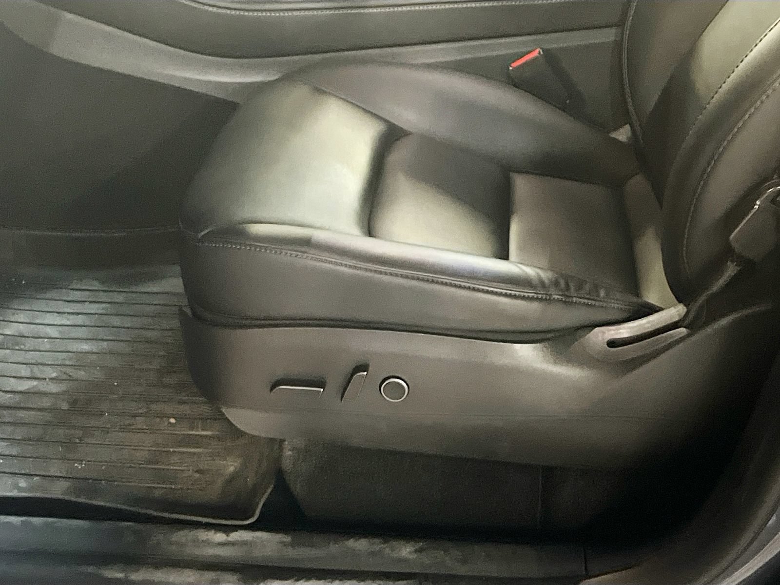Used 2022 Tesla Model Y Performance AWD/4WD image 20
