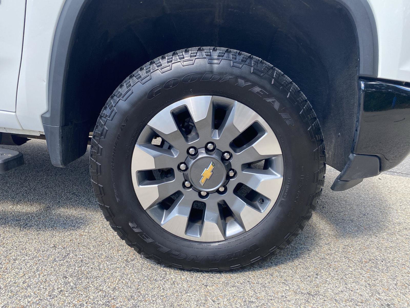 Certified 2024 Chevrolet Silverado 2500 Custom w/ Custom Value Package AWD/4WD image 13