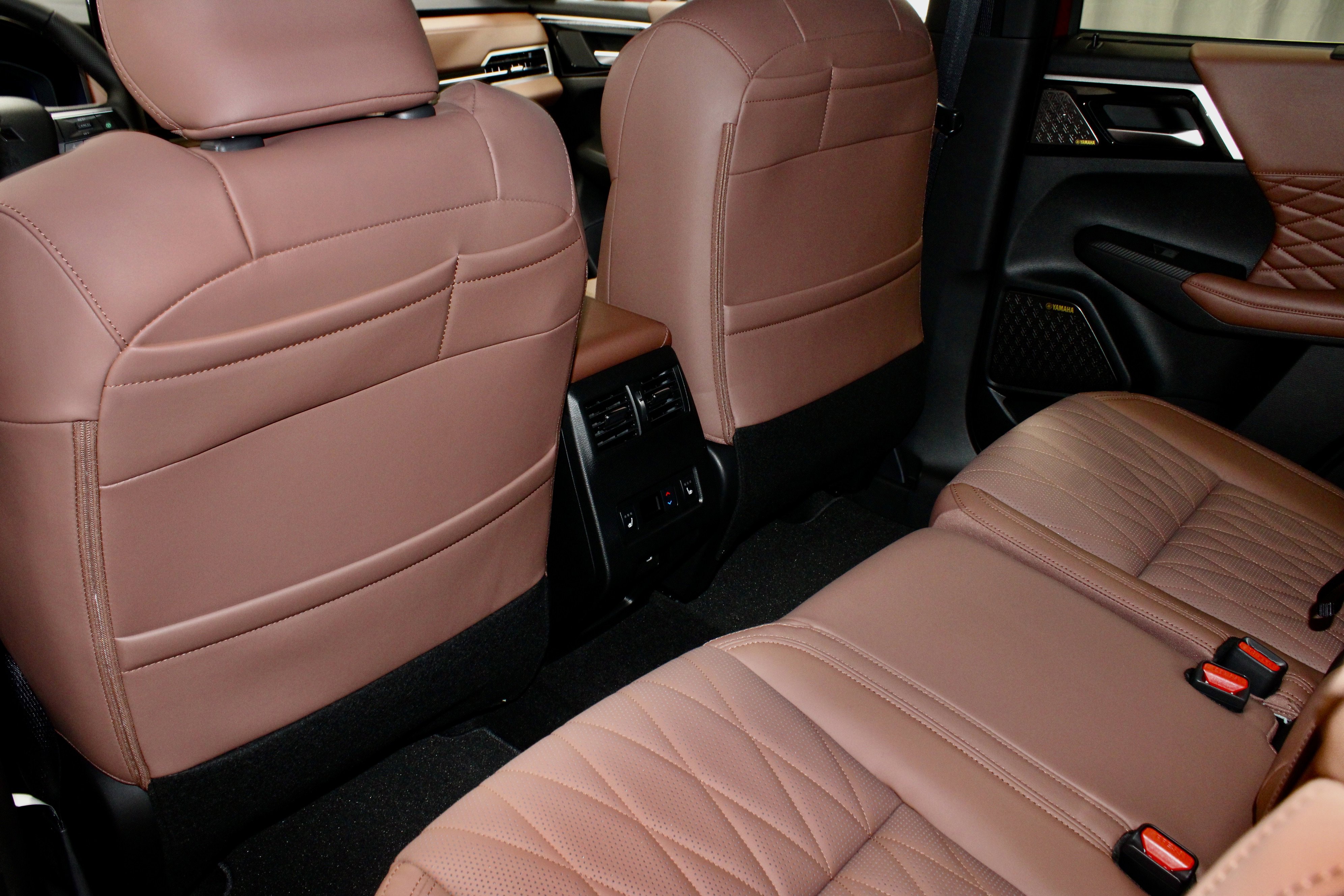 New 2025 Mitsubishi Outlander SEL image 15