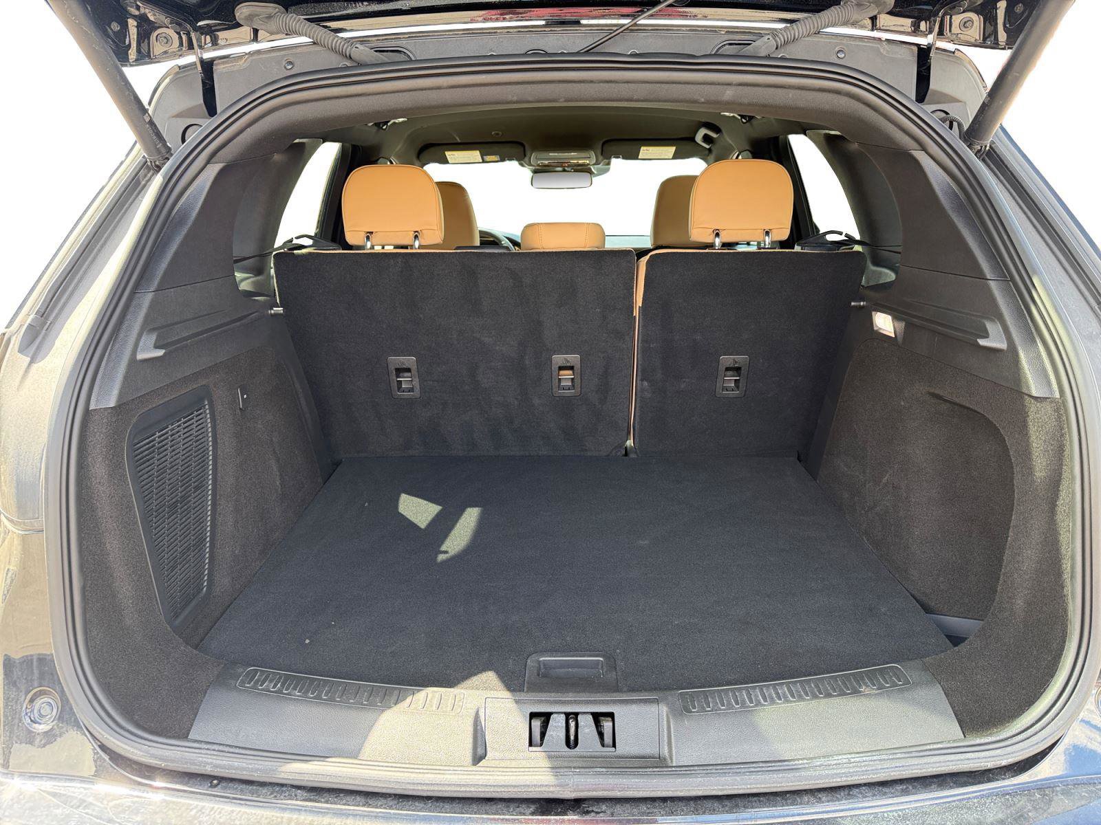 Used 2023 Lincoln Corsair Reserve image 21