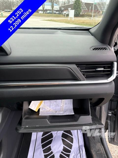 Used 2026 GMC Terrain Elevation image 30