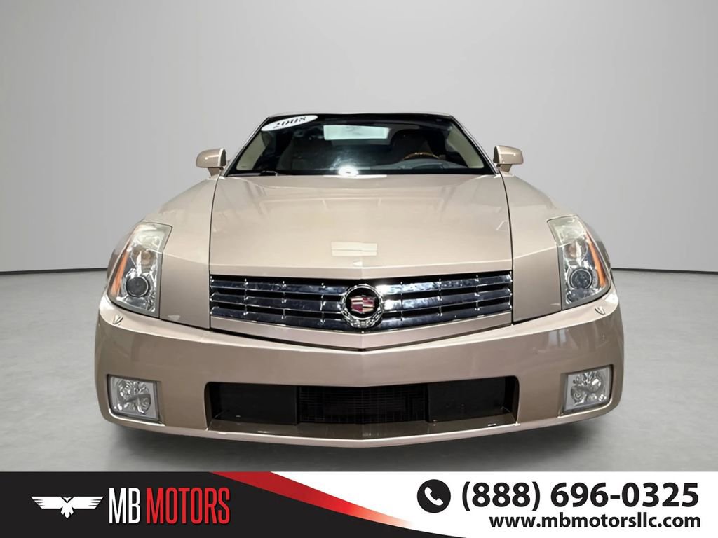 Used 2008 Cadillac XLR RWD image 2